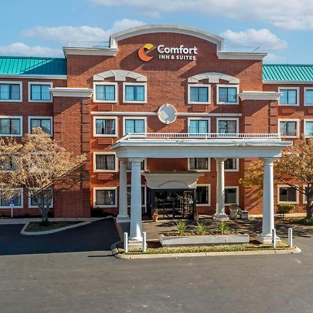 Comfort Inn & Suites Брентуд Екстериор снимка